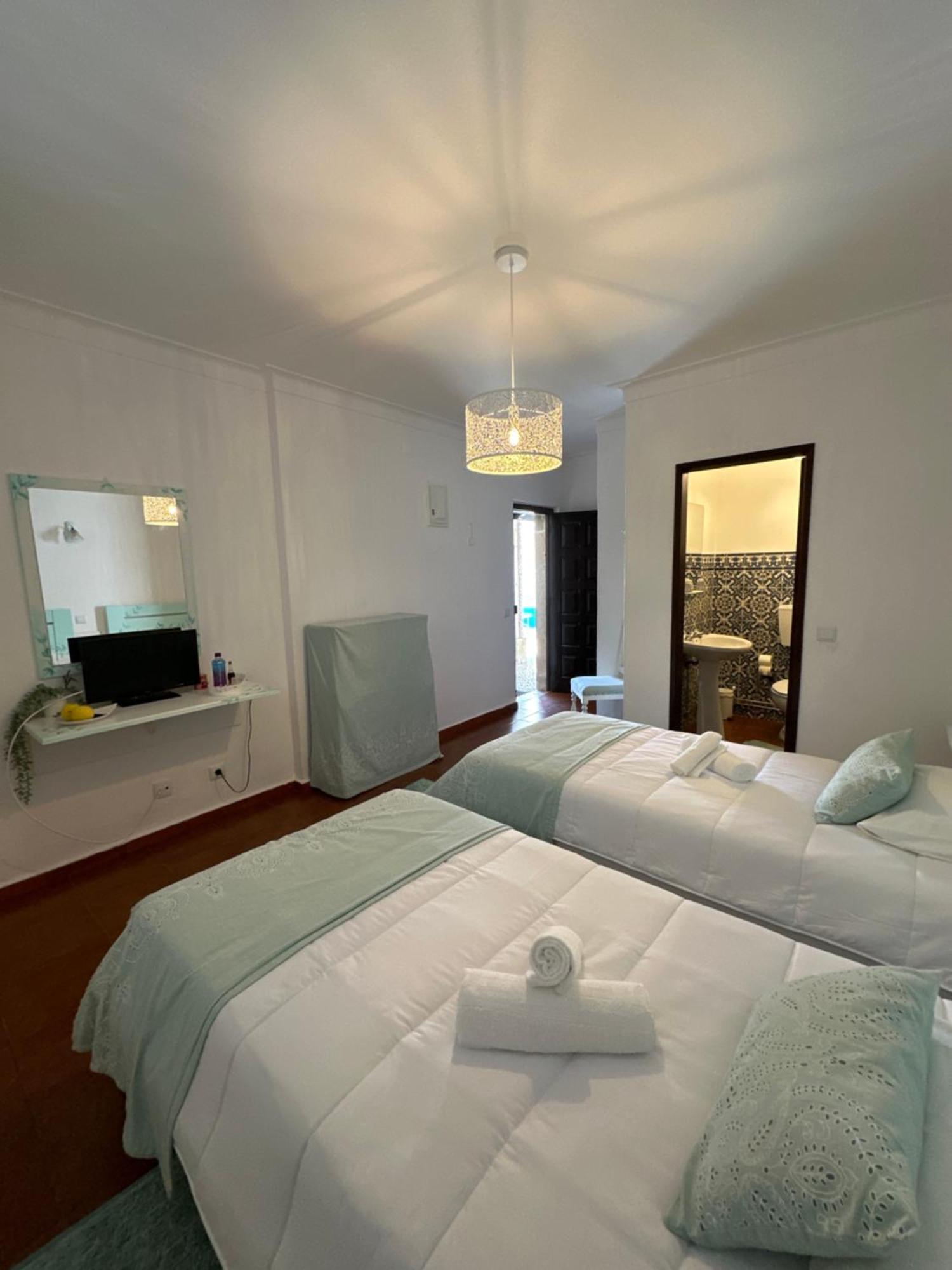 오비도스 Casa Do Poco B&B 외부 사진